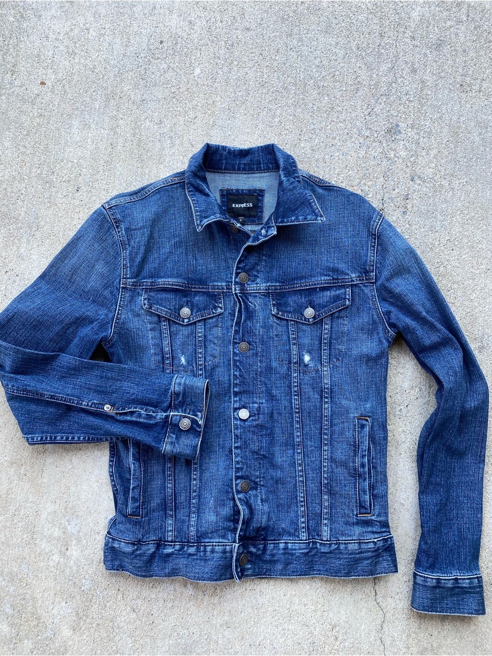 Express Men’s Blue Denim Trucker Jacket Distressed size small